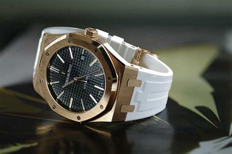 Audemars Piguet white rubber strap